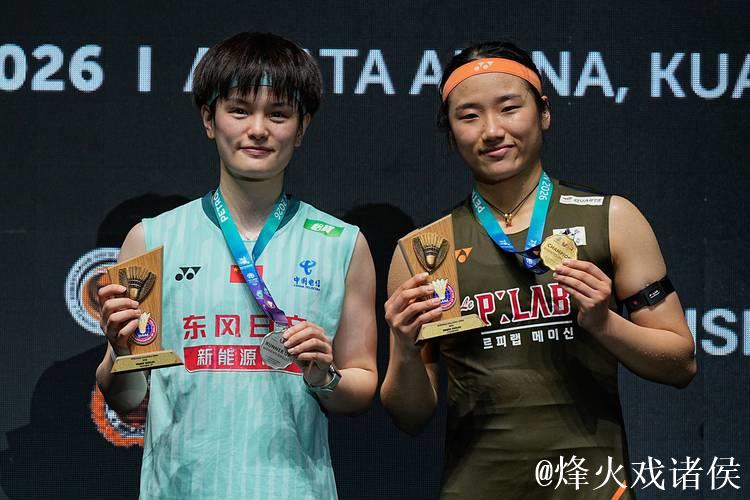 世界羽联总决赛：王祉怡不敌安洗莹，摘得女单亚军